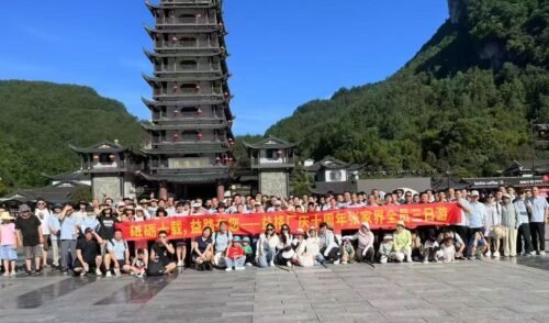 Team-building-in-Zhangjiajie